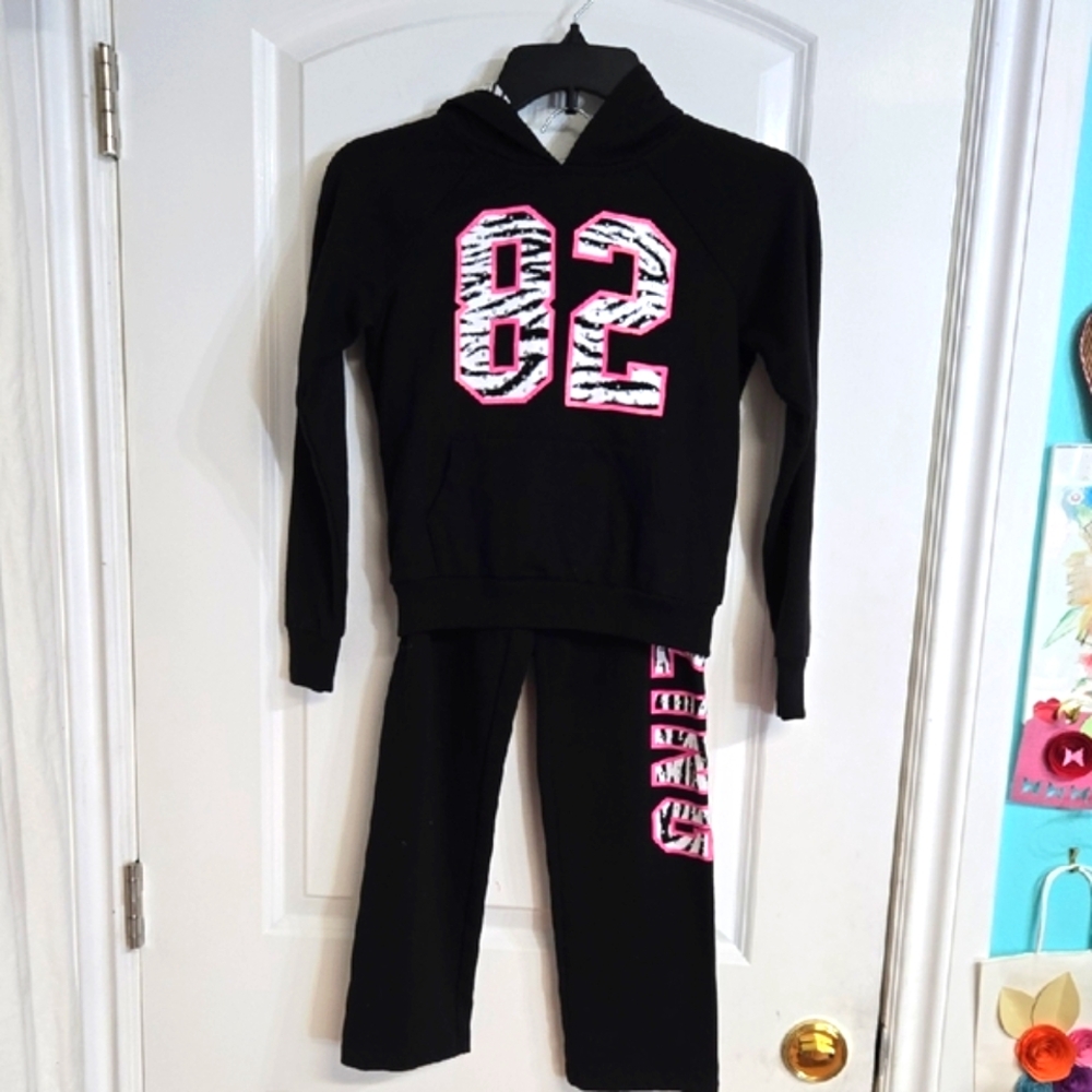 NWOT! Danskin Black and Pink Kids Matching Set Medium